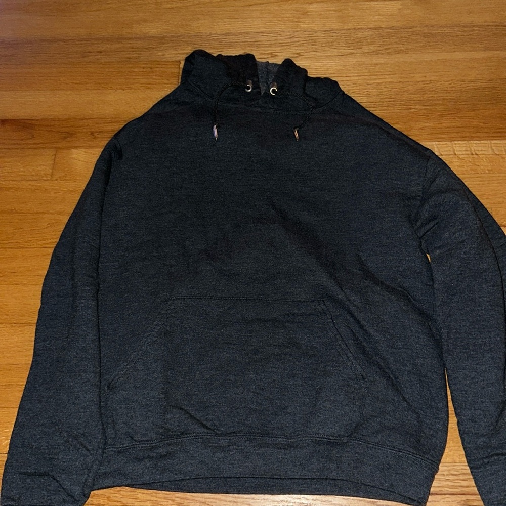 Gray sweatshirt